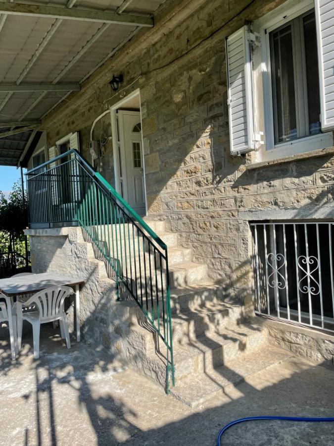 Villa Lochia - Mikrospilia House Екстер'єр фото